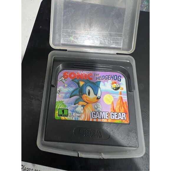 Sonic the Hedgehog (Sega Game Gear, 1991) - Picture 1 of 2
